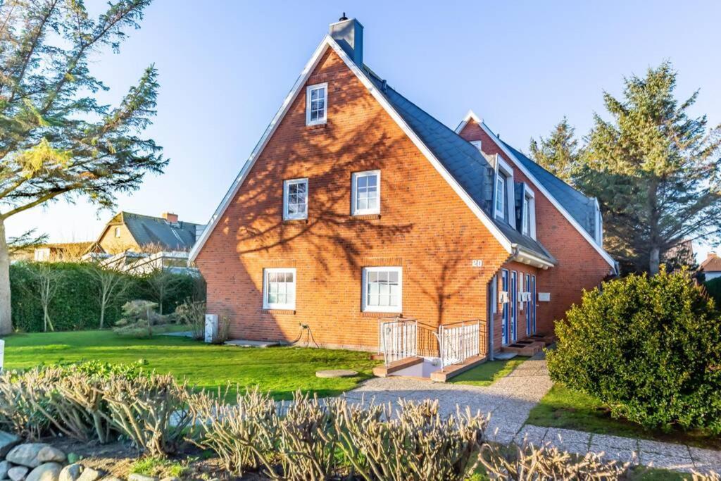 Ferienwohnung Martim und individuell in Wenningstedt mit Balkon Exterior foto