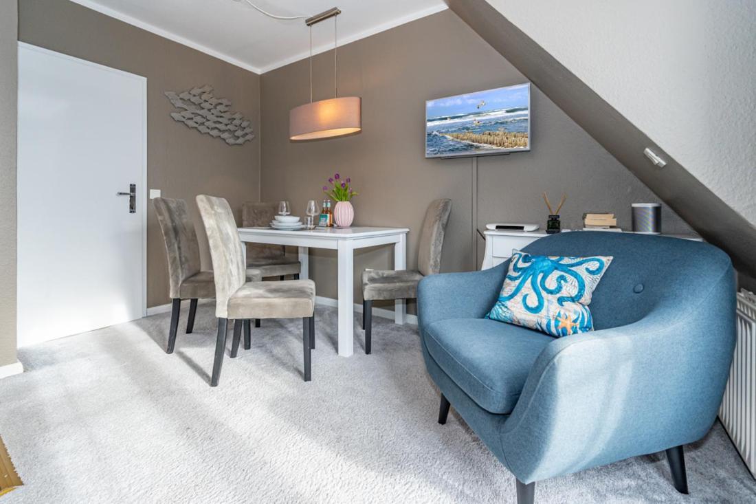 Ferienwohnung Martim und individuell in Wenningstedt mit Balkon Exterior foto